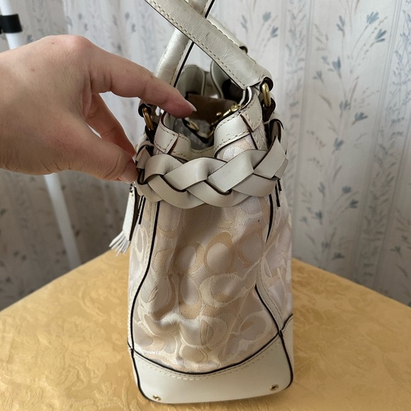 Coach Cream Signature Tote With Braid Detail - Picture 4 of 16